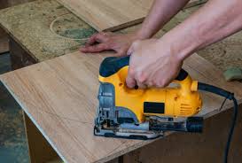 saw for cutting curves