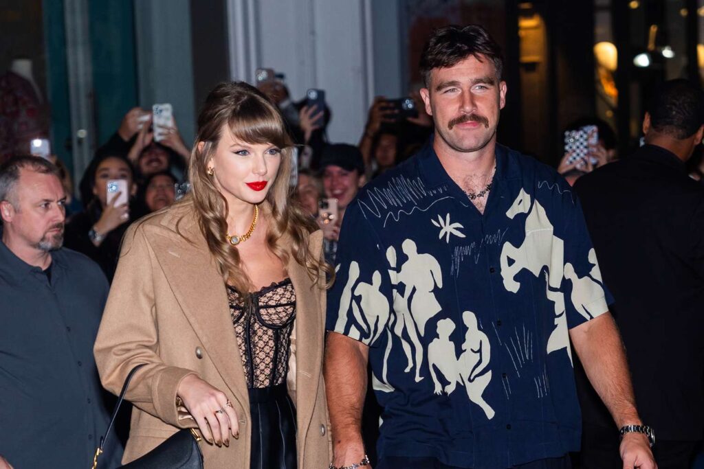 Taylor Swift engaged